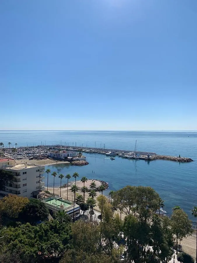 Skol 927A - Beachfront Central Luxury Penthouse Marbella
